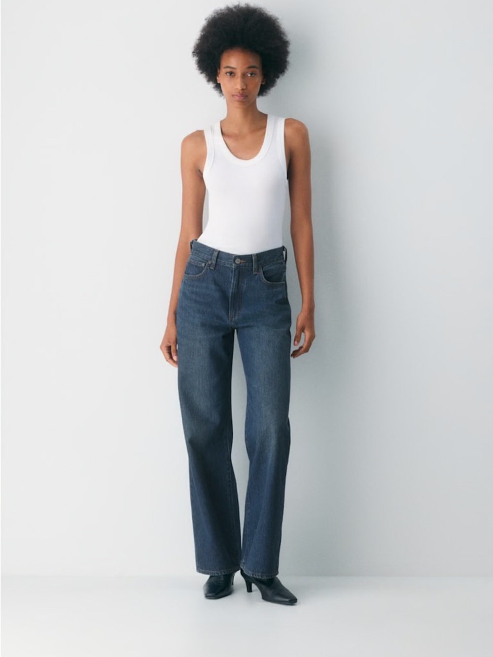 Aritzia Denim Forum Farrah Hi-Rise Wide Jeans, Size 28 Short